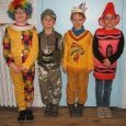 clown, militaire, indien et crayon